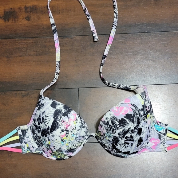 Bikini Top - Picture 1 of 3